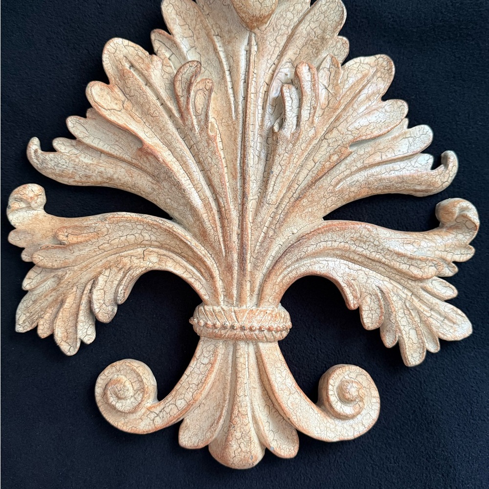 Elegant Cream Wall Decor Accent